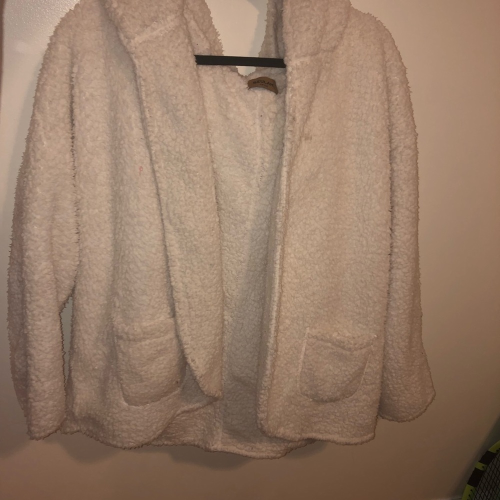 White/cream colored fuzzy soft blanket jacket